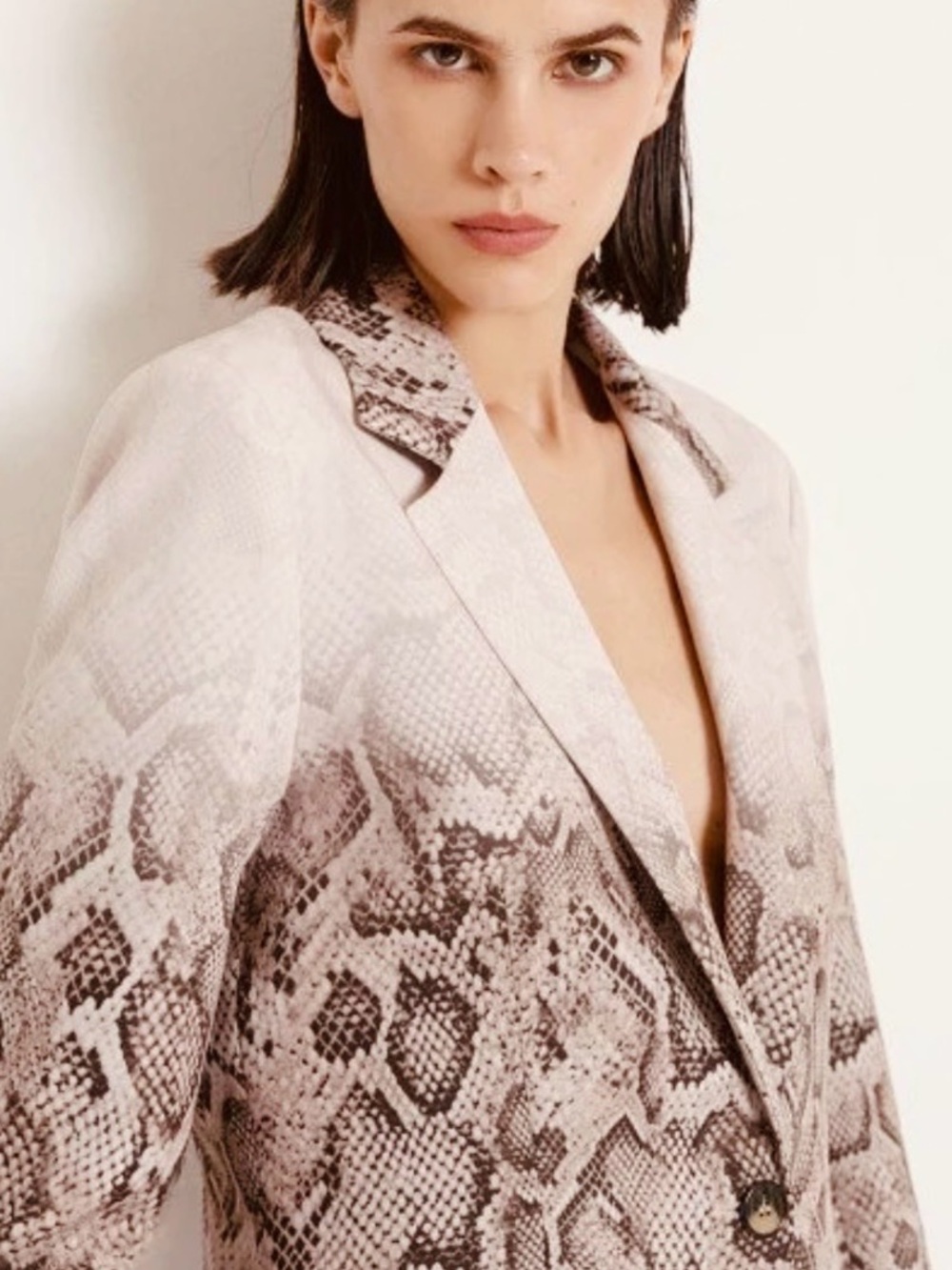 CACHE Snake Skin Blazer Skirt Set  6